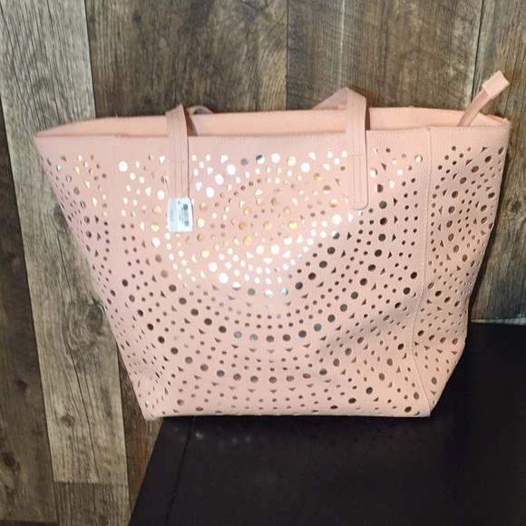 Bath & Body Works Handbags - Bath & Body Works Tote Bag!